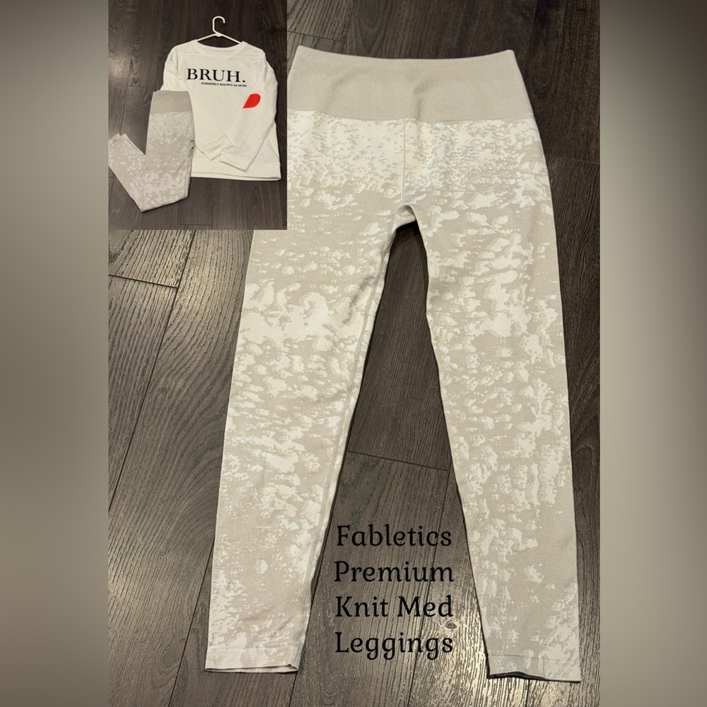 Fabletics NEW Grey Sculpt Knit Style Leggings